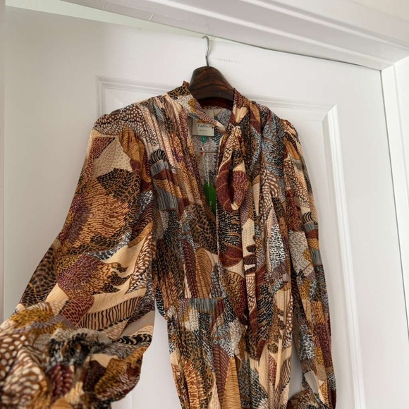 Farm Rio Macaws Long Sleeve Maxi Dress - Picture 2 of 8